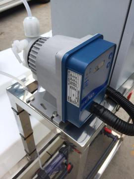 A型循環(huán)水加藥裝置  帶PH表