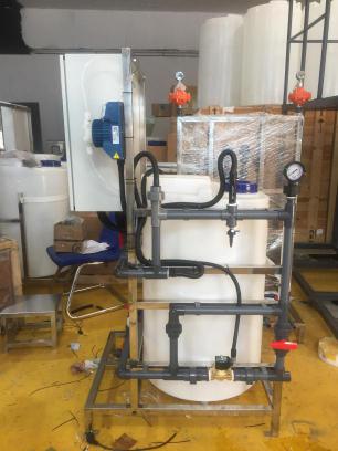 PLC循環(huán)水加藥裝置