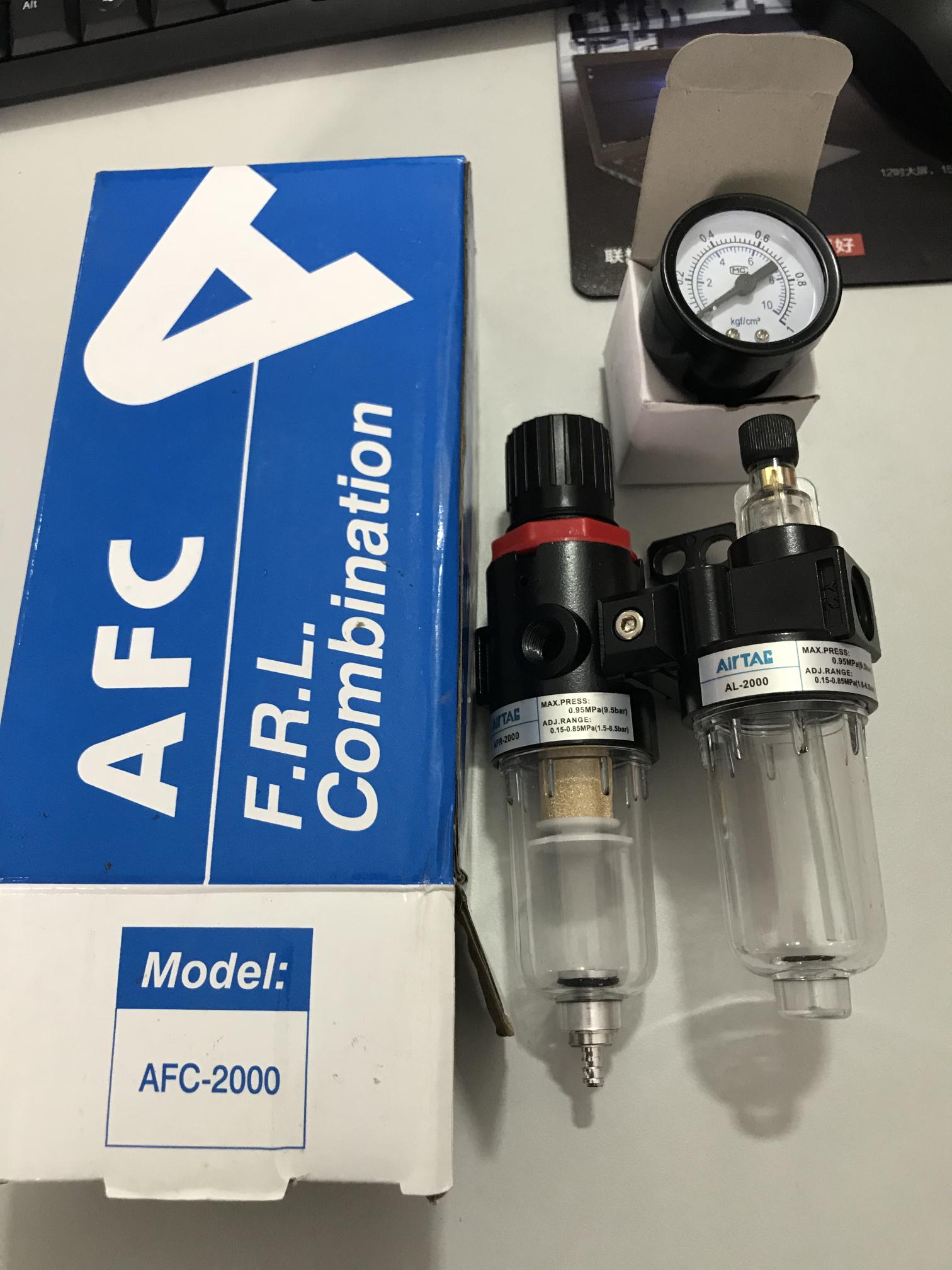 過濾空氣中的雜質(zhì)，調(diào)節(jié)氣源壓力，控制泵的流量