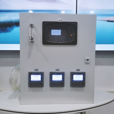 泳池多參數(shù)在線監(jiān)測儀